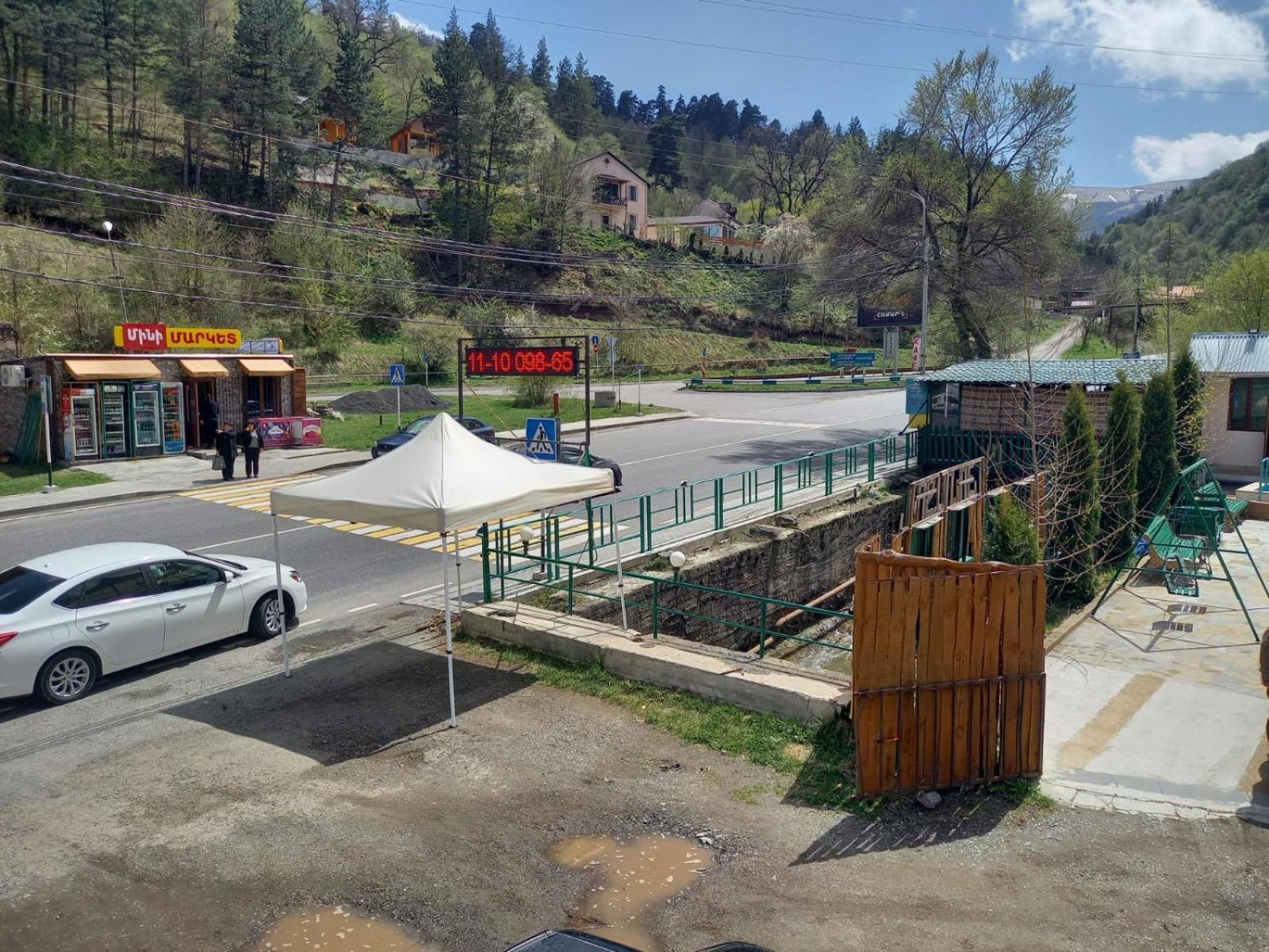 Tigris Dilijan Hotel Phòng bức ảnh